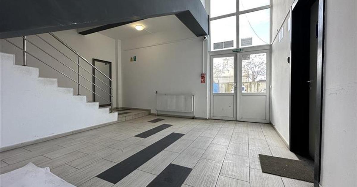 Birou 169 mp în zona CFR, Bacău