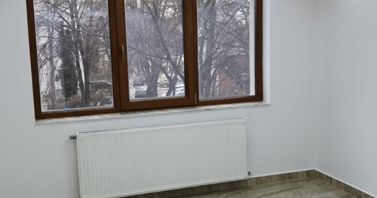 Birou 20 mp în zona Ultracentral, Botoșani preț 1.700 RON / lună