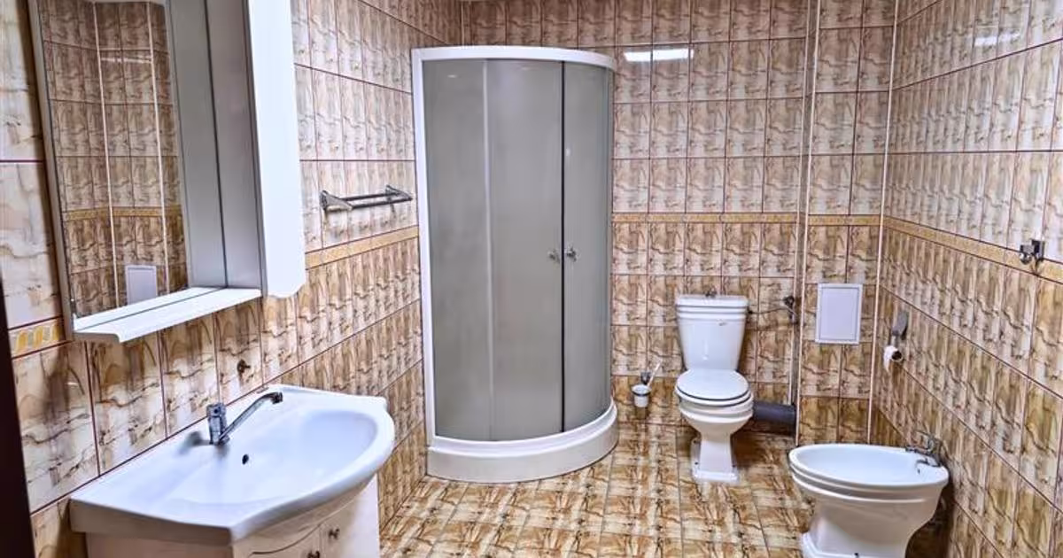 Birou 759 mp în Mihăești