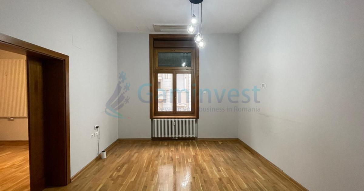 Birou 50 mp în zona Ultracentral, Oradea