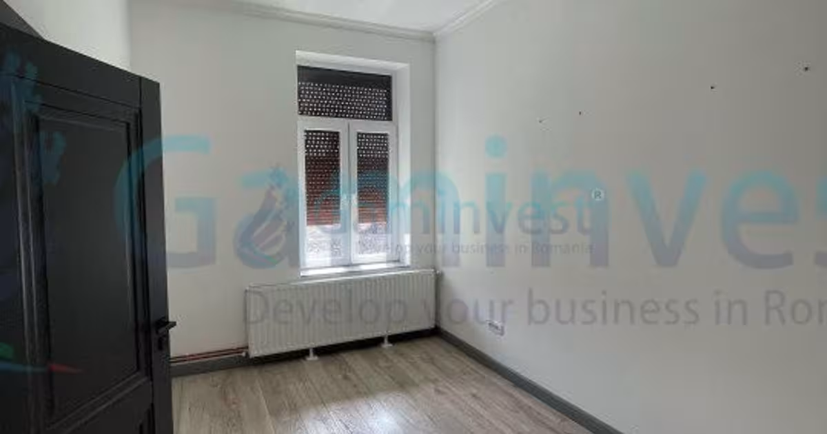 Birou 58 mp în zona Ultracentral, Oradea