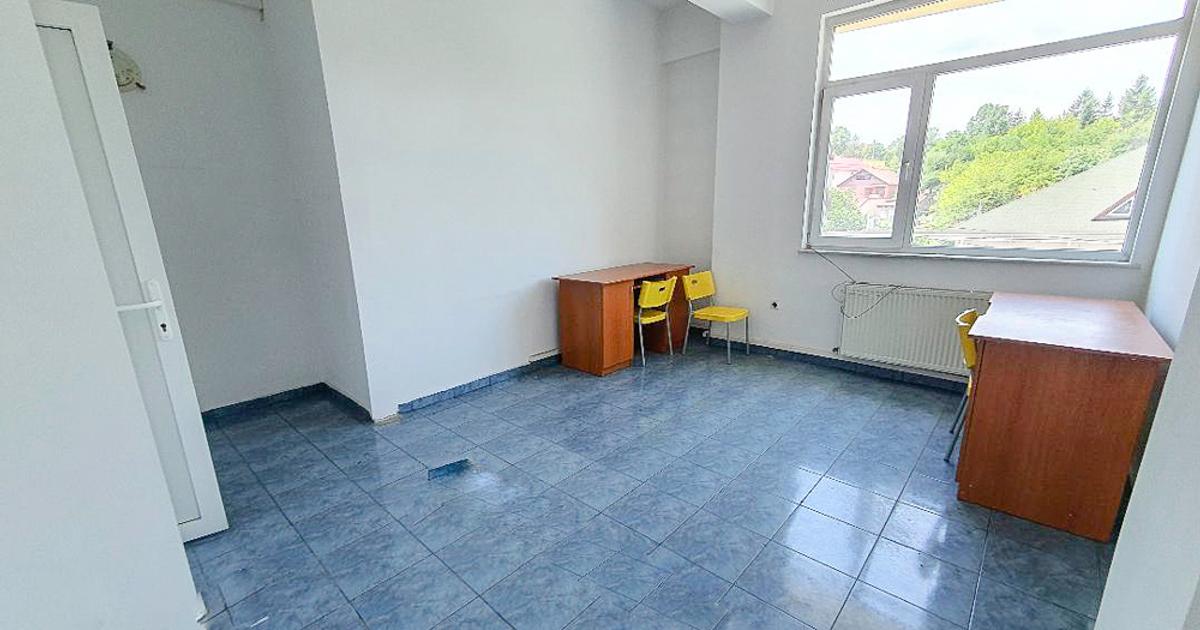 Birou 24 mp în zona Central, Pitești