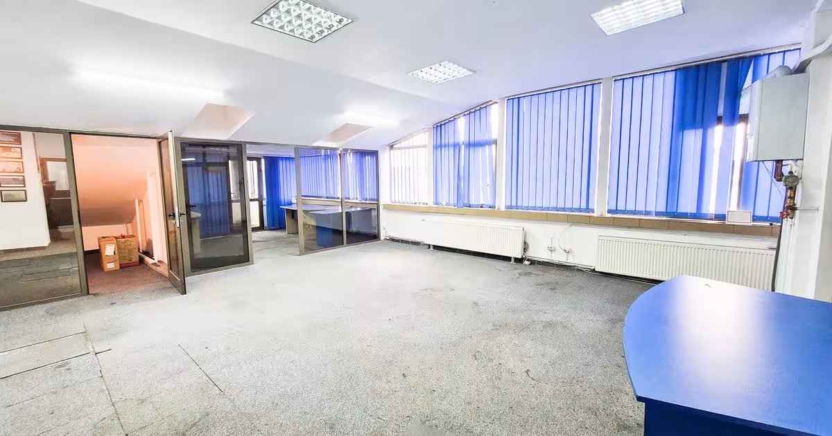 Birou 80 mp în zona Frații Golești, Pitești