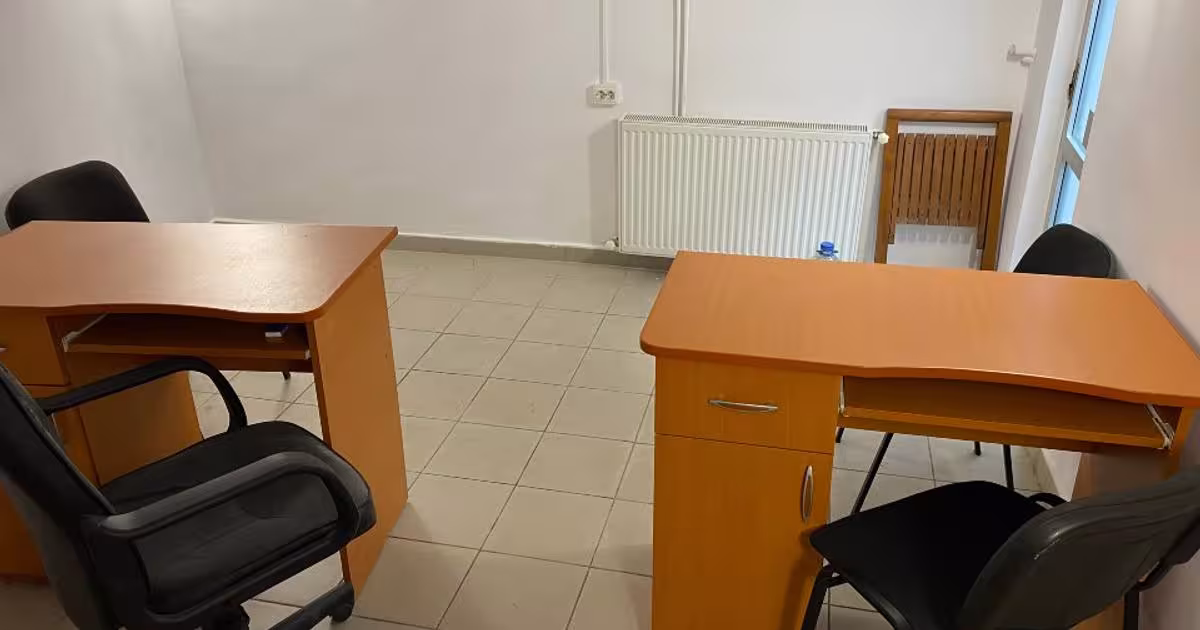 Birou 15 mp în zona Nord, Râmnicu Vâlcea
