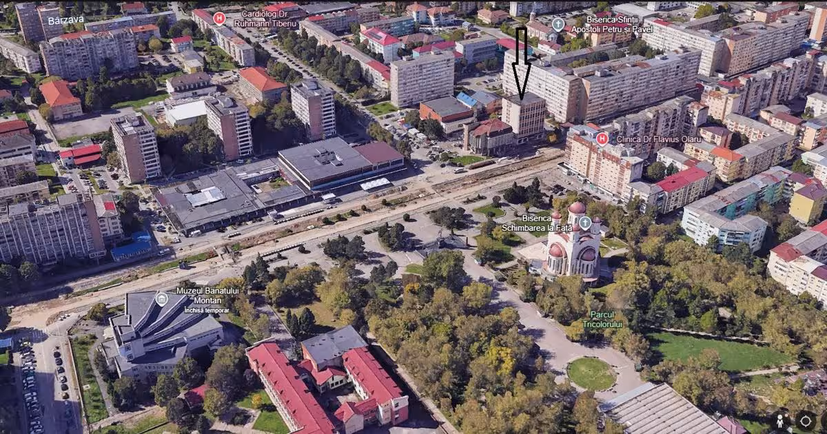 Birou 1897 mp în zona Central, Reșița preț necomunicat