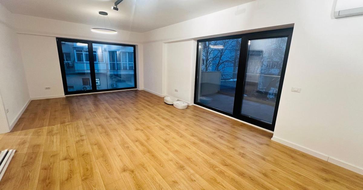 Birou în zona P-ța Victoriei, Ultracentral