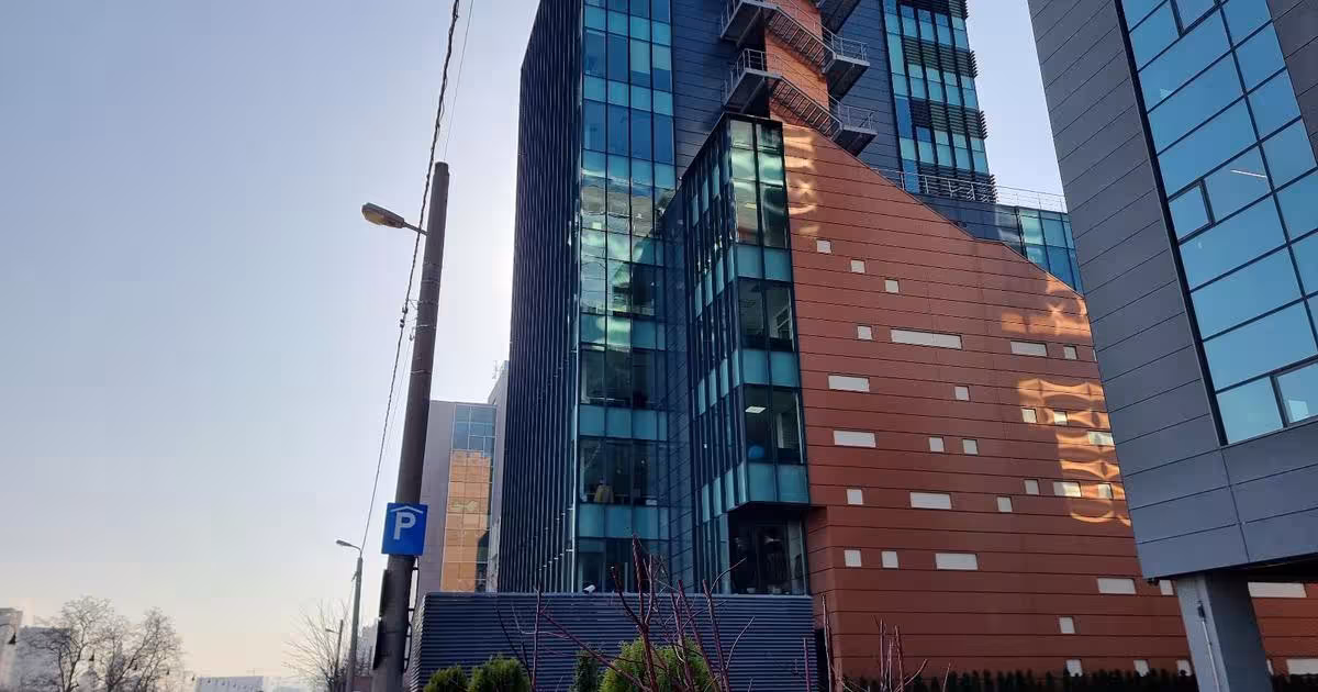 Birou 4900 mp în zona Central, Iași preț necomunicat