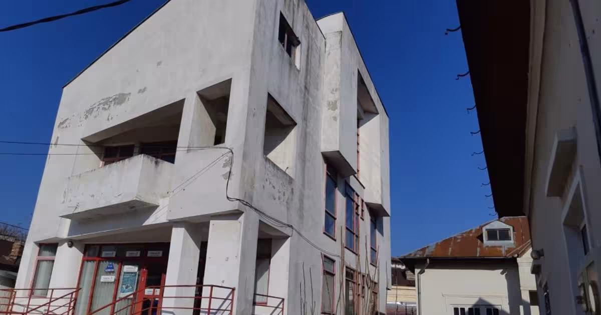 Birou 497 mp în zona Central, Roșiori de Vede