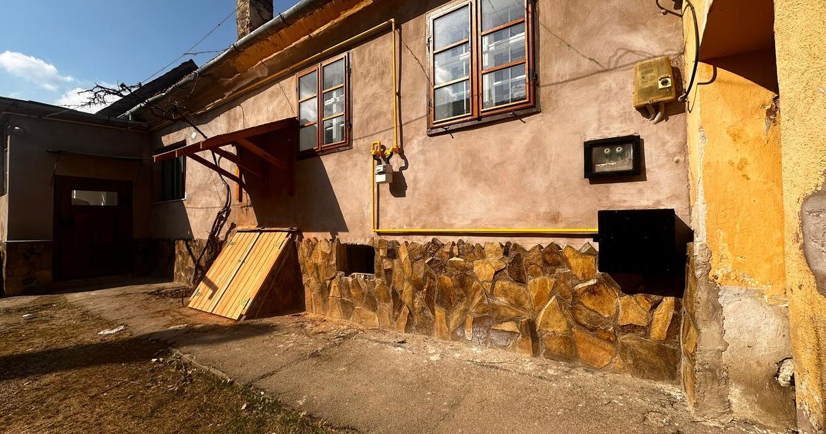 Casă cu 6 camere în Cristian