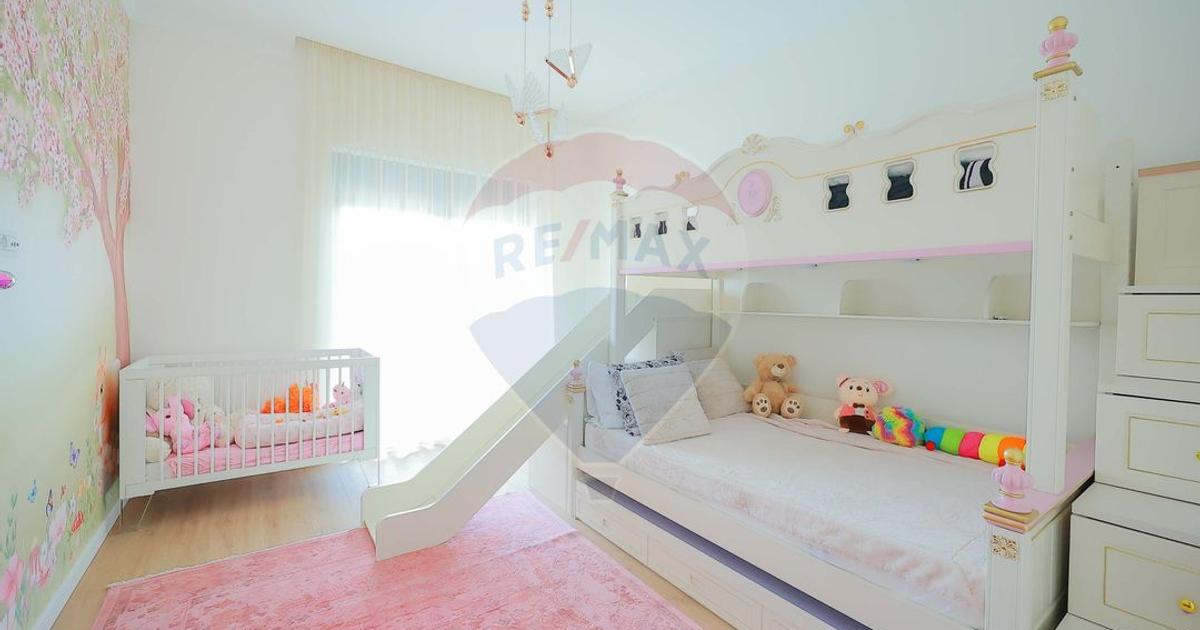 Casă cu 4 camere în zona Nord-Est, Oradea