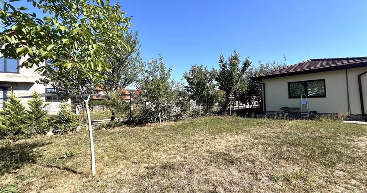 Casă cu 5 camere în zona Nufărul, Oradea