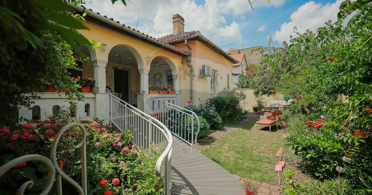 Casă cu 4 camere în zona Ultracentral, Oradea