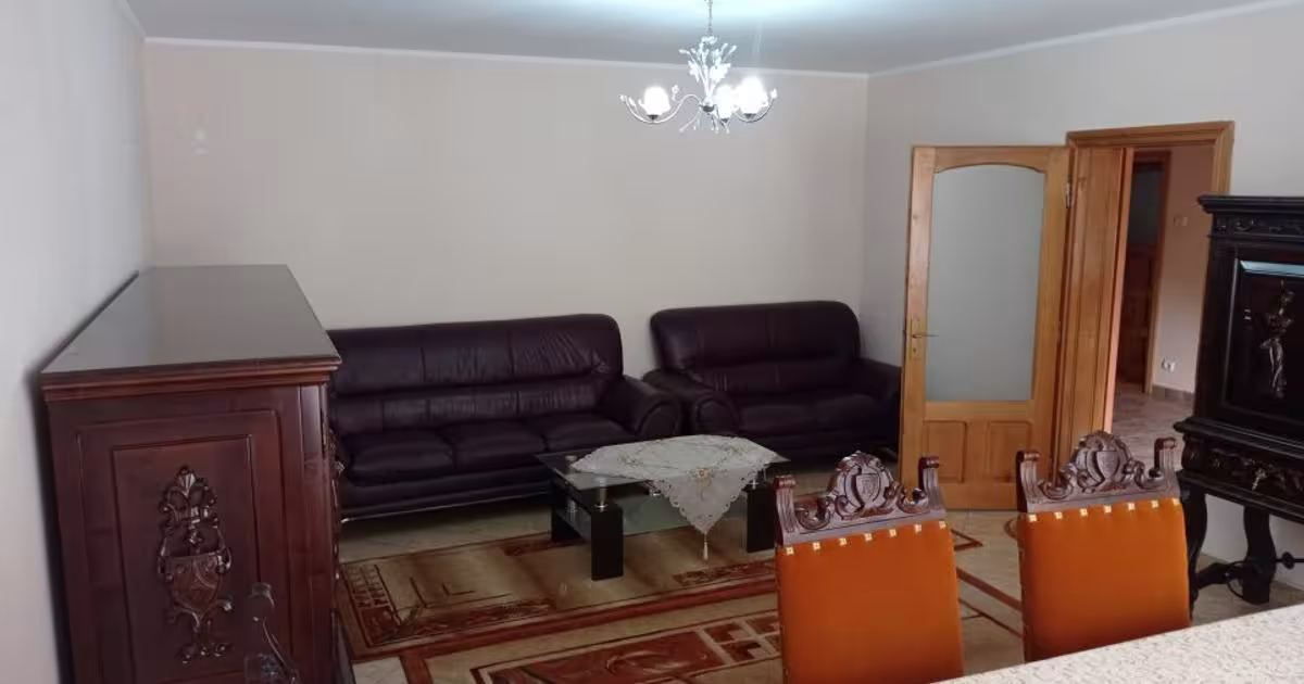 Casă 200 mp cu 4 camere în zona Găvana 3, Pitești