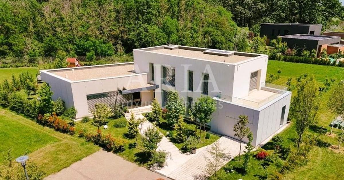 Casă cu 5 camere în zona Pipera, Sector 1