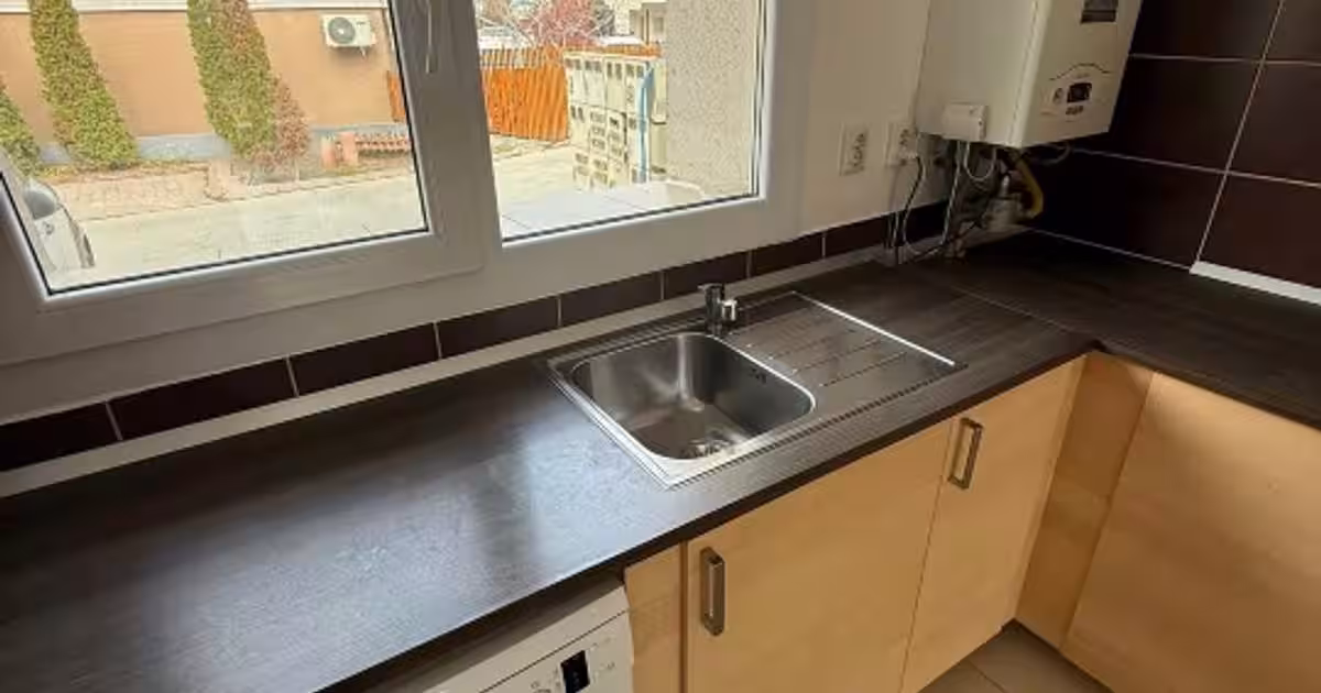 Casă cu 3 camere în Ștefăneștii de Jos