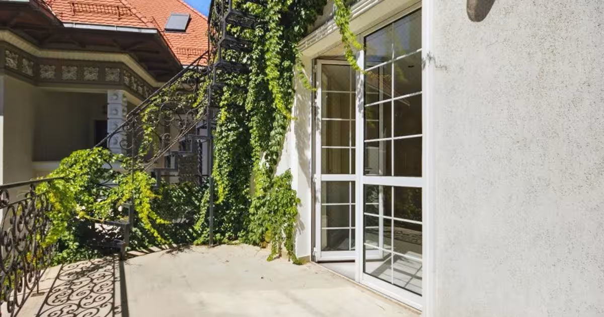 Casă cu 10 camere în zona P-ța Romană, Ultracentral