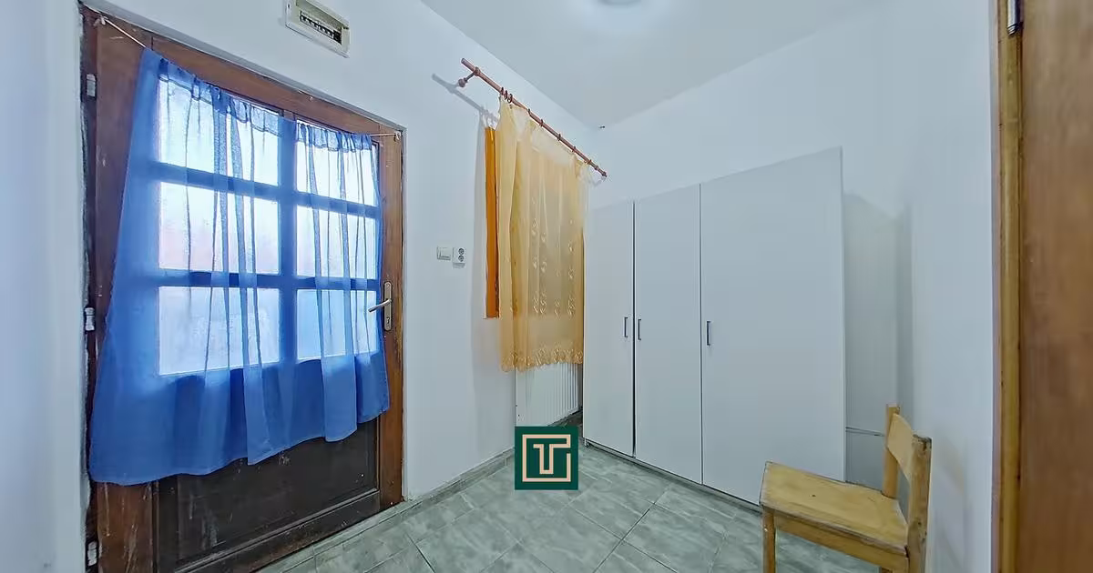 Casă cu 2 camere în Vladimirescu