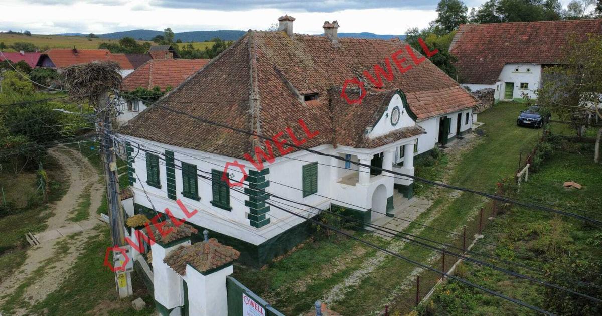 Casă cu 4 camere în Aita Mare