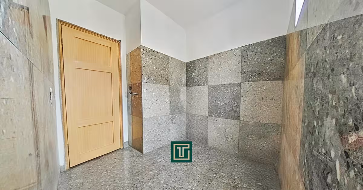 Casă cu 5 camere în zona Exterior Vest, Arad