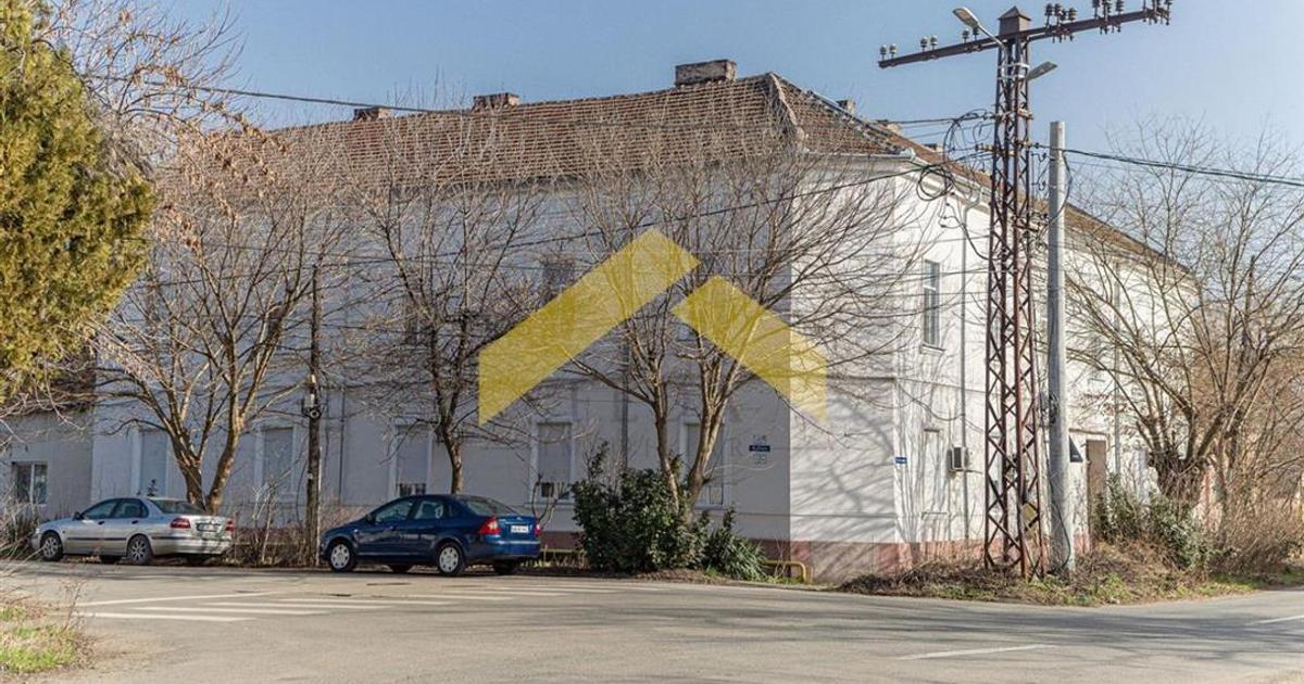 Casă cu 36 camere în zona Grădiște, Arad