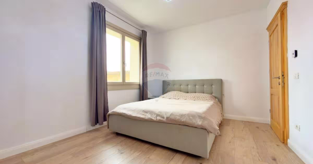 Casă cu 7 camere în zona Romanilor, Arad