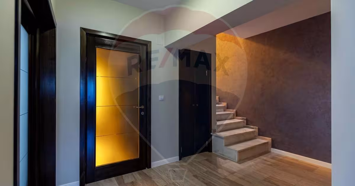 Casă cu 5 camere în zona Central, Bacău