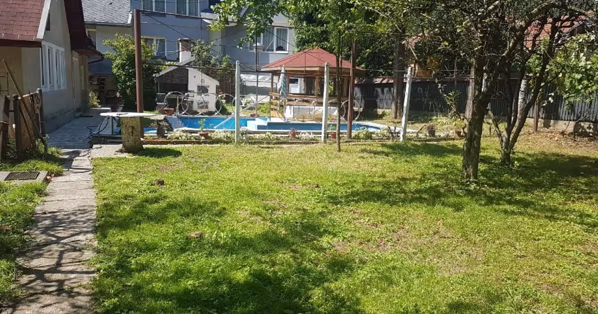 Casă 430 mp cu 9 camere în zona Nord-Est, Baia Mare