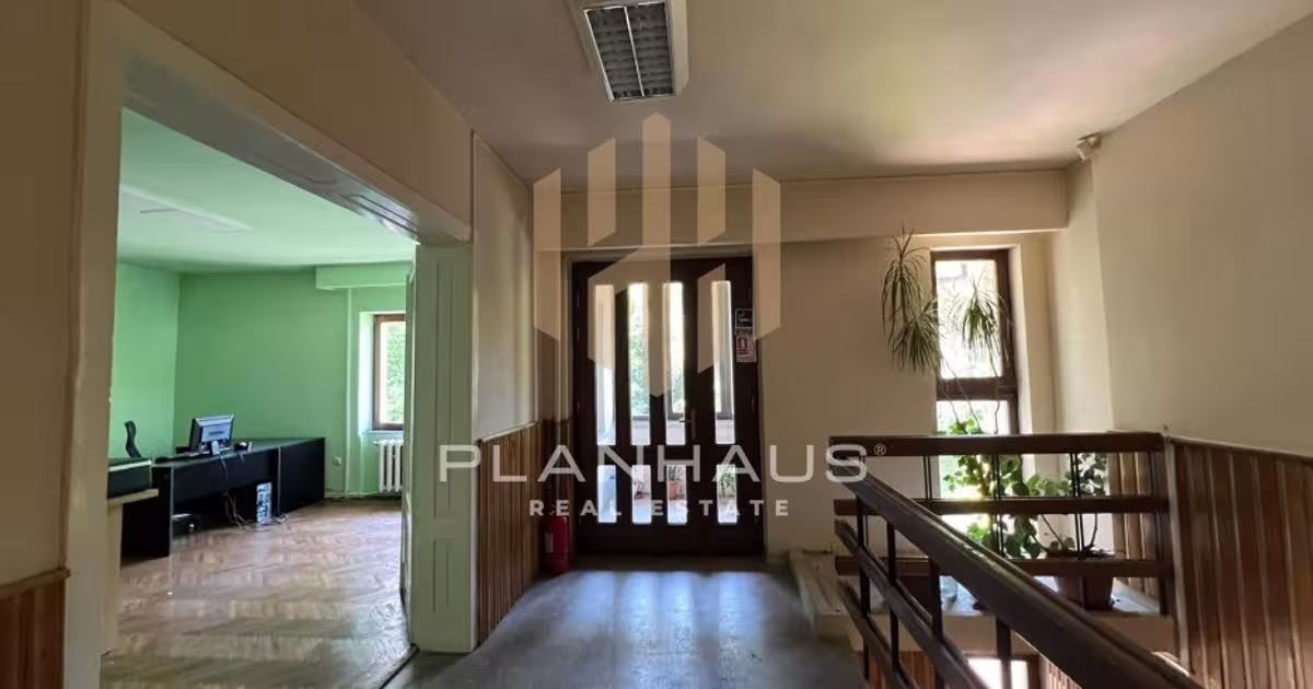 Casă 263 mp cu 5 camere în zona Săsar, Baia Mare