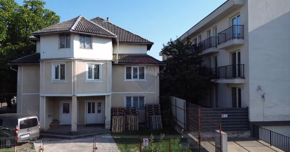 Casă cu 8 camere în zona Vasile Alecsandri, Baia Mare