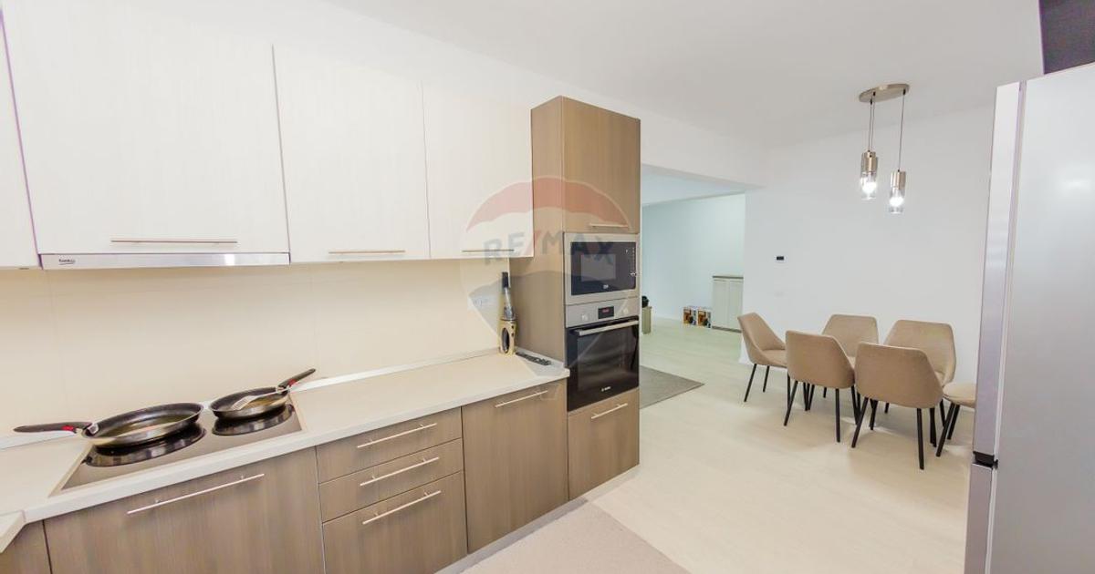 Casă cu 6 camere în zona Est, Baia Sprie