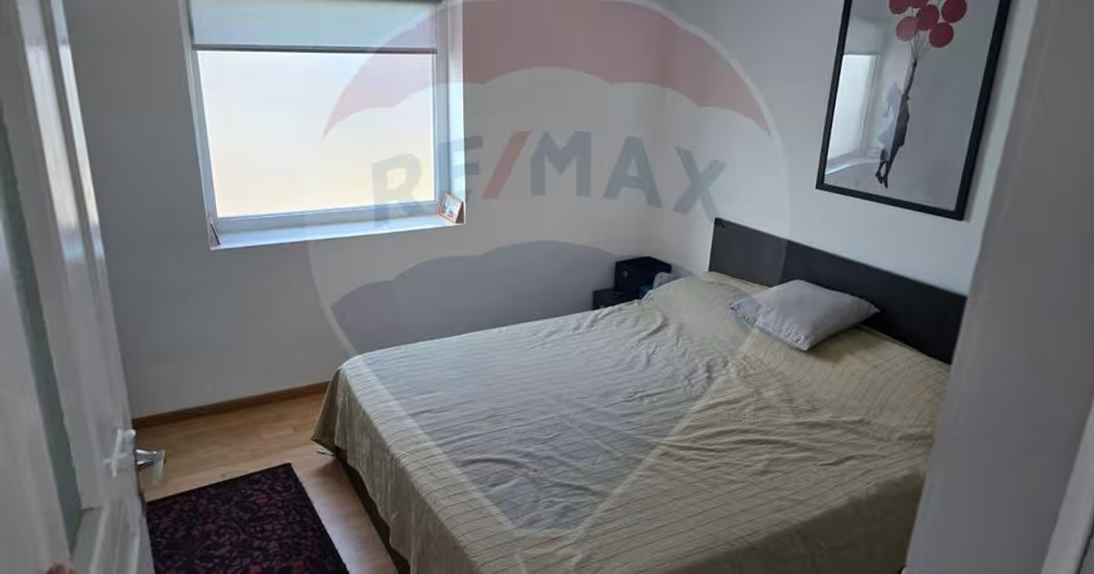 Casă cu 4 camere în zona Central, Balș