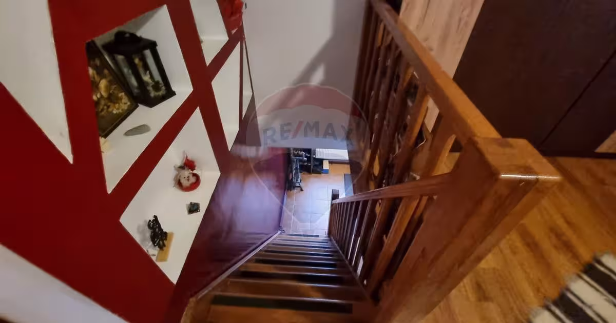 Casă cu 5 camere în Belciugatele