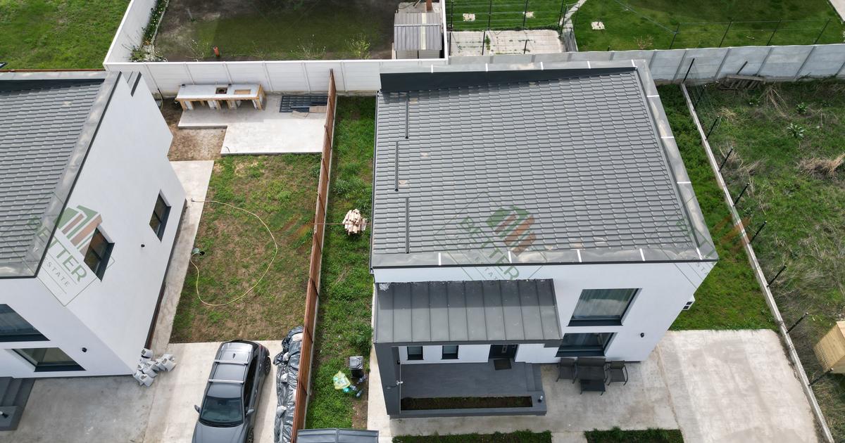 Casă cu 4 camere în Berceni