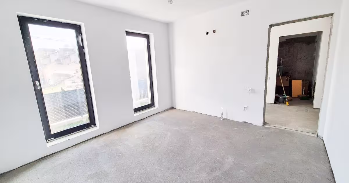 Casă 90 mp cu 3 camere în Bradu