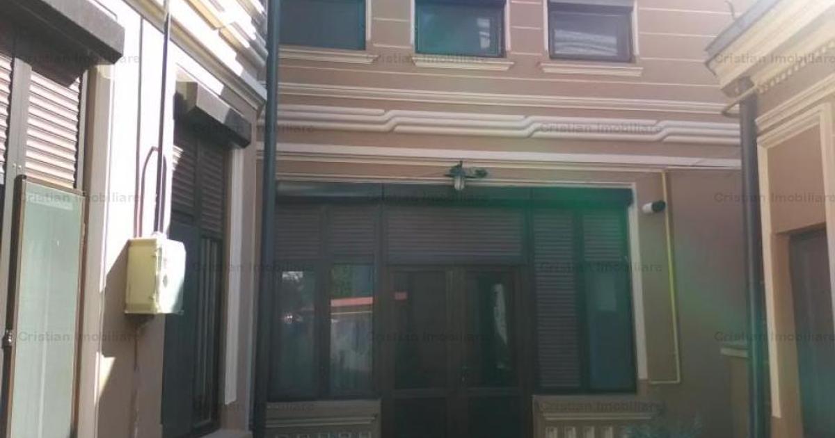 Casă cu 4 camere în zona Apollo, Brăila