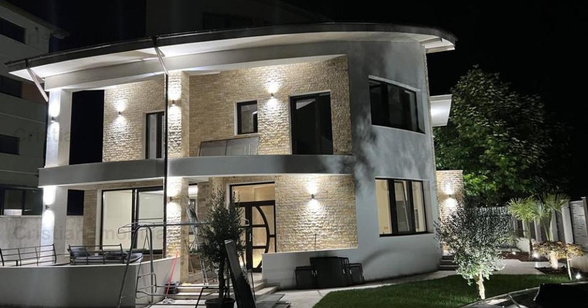 Casă cu 4 camere în zona Apollo, Brăila