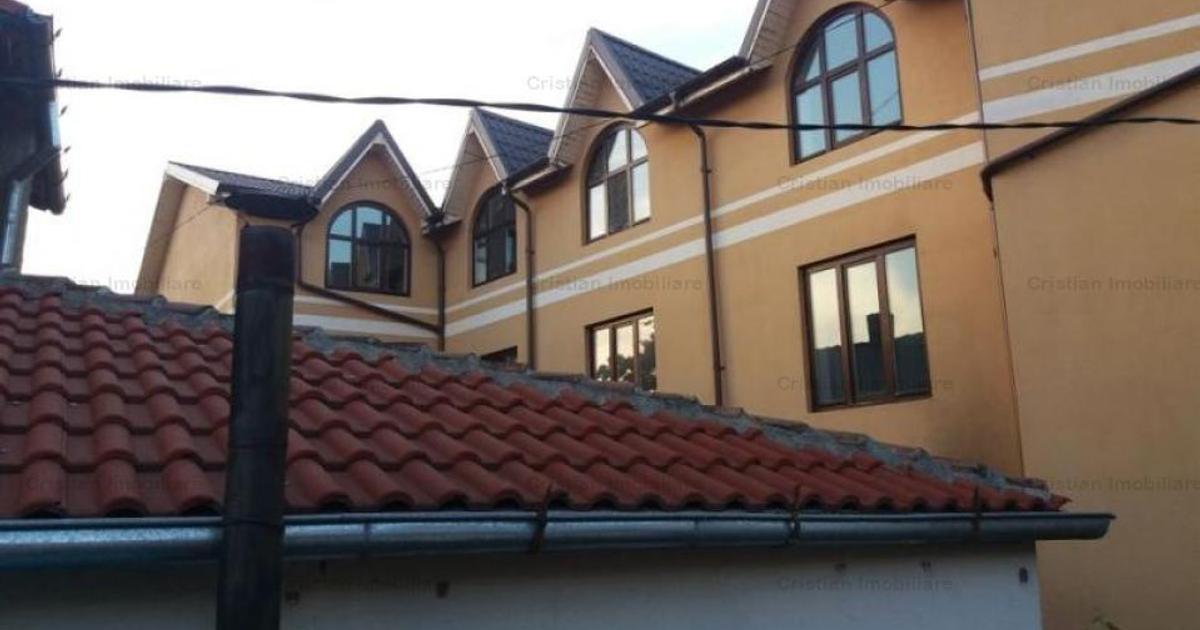 Casă cu 9 camere în zona Apollo, Brăila