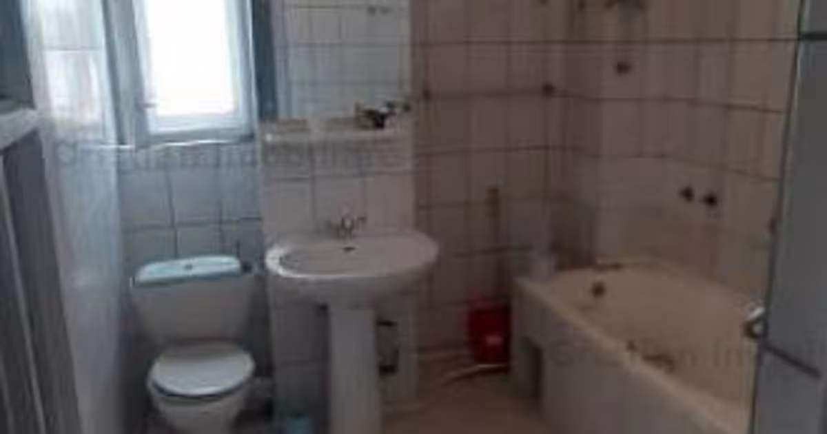 Casă cu 7 camere în zona Central, Brăila