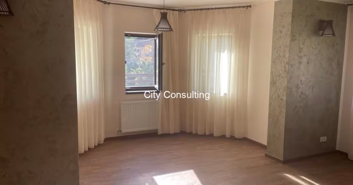 Casă cu 3 camere în zona Piatra Arsă, Bușteni