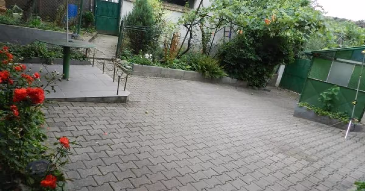 Casă 123 mp cu 3 camere în Câlnic