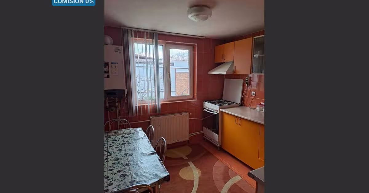 Casă 158 mp cu 5 camere în Cătămărești-Deal