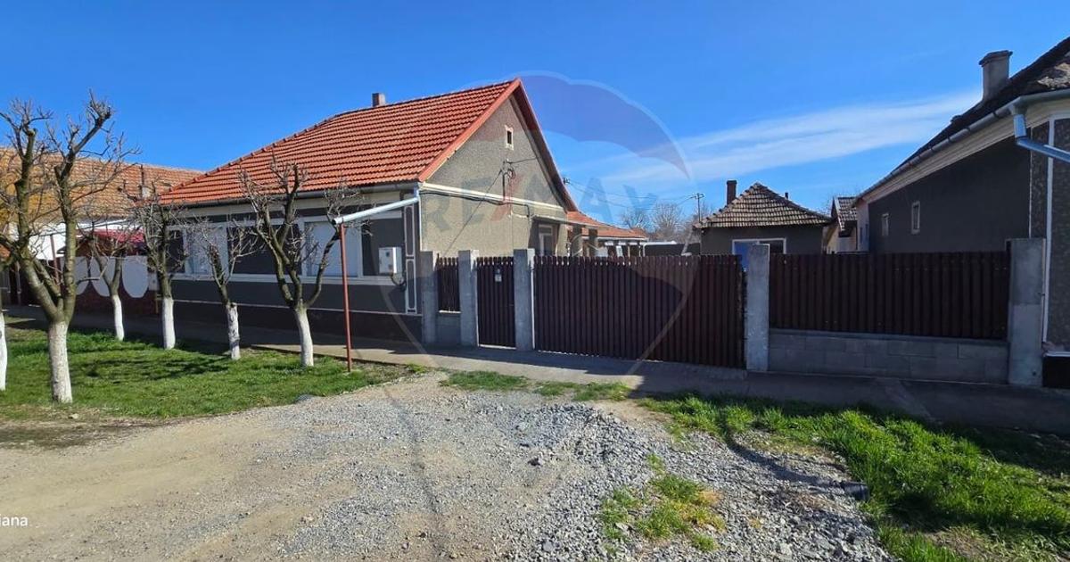 Casă cu 5 camere în zona Exterior Sud, Chișineu-Criș