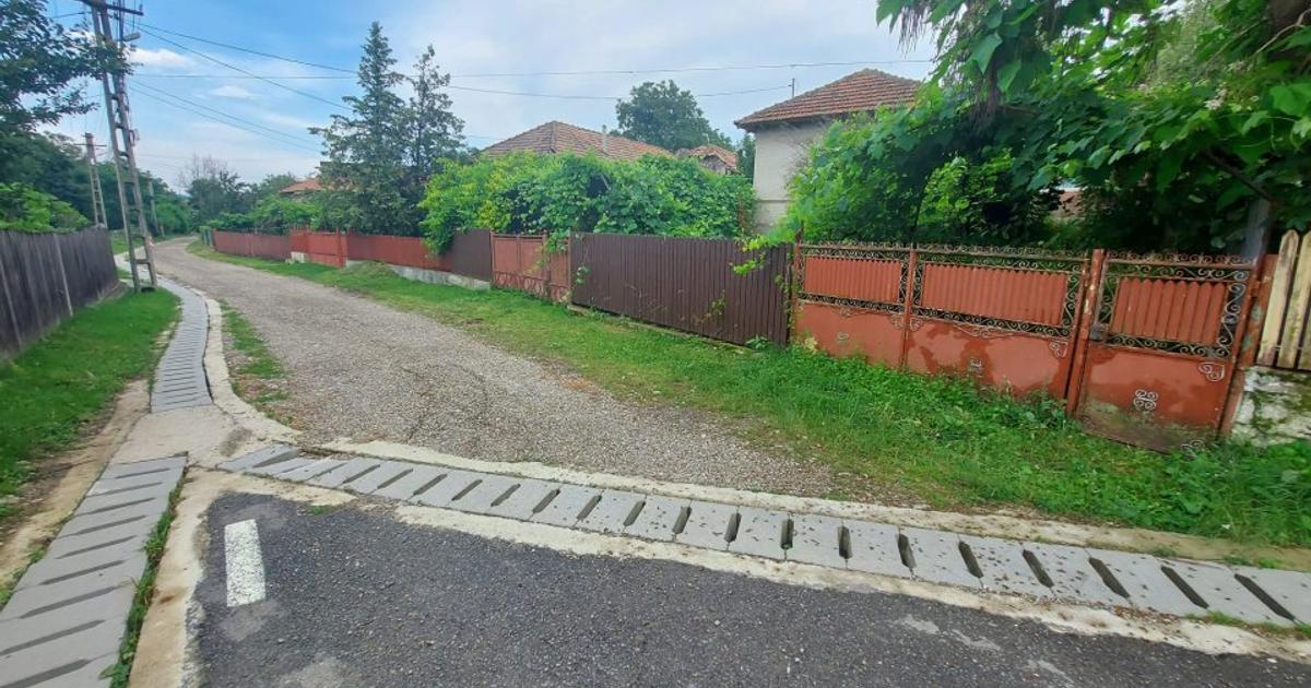 Casă 60 mp cu 3 camere în Cislău