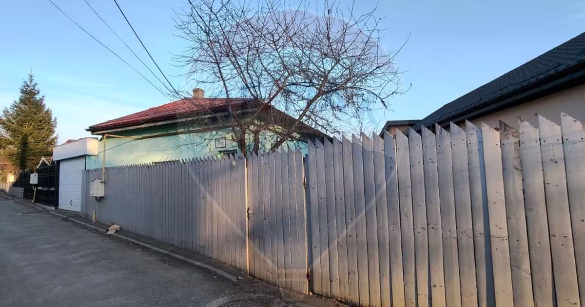 Casă cu 2 camere în zona Bariera Vâlcii, Craiova