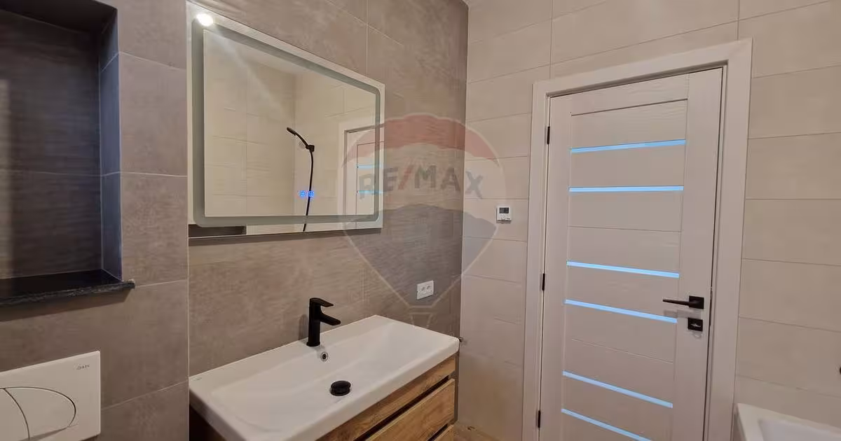 Casă cu 3 camere în Crevedia