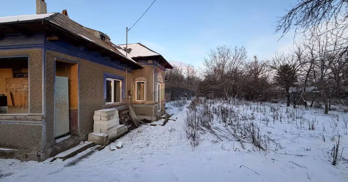 Casă cu 3 camere în Fierbinți-Târg