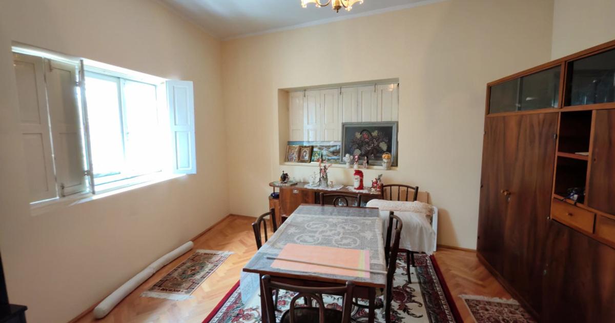 Casă cu 3 camere în zona Piața Centrală, Galați