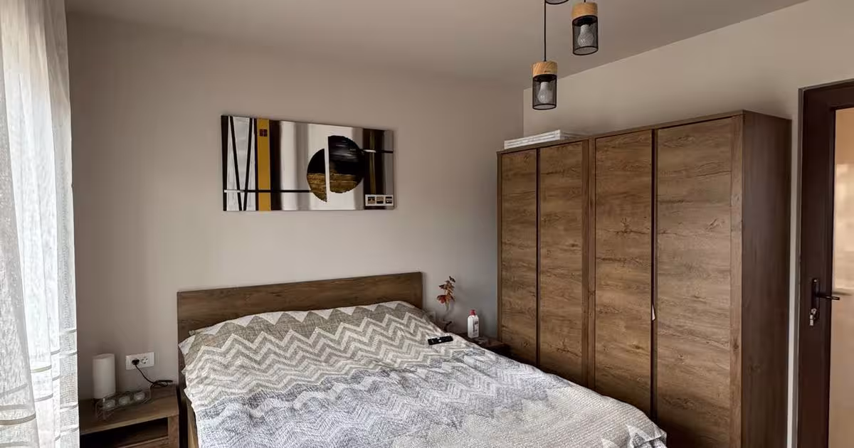 Casă 210 mp cu 4 camere în zona Ultimul leu, Galați