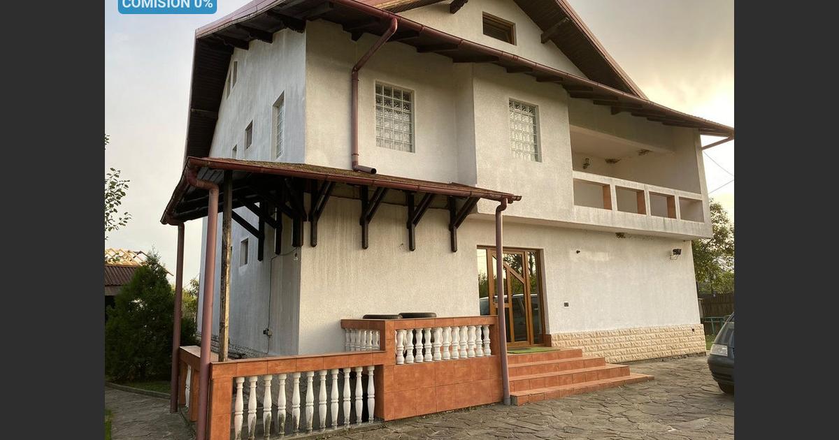 Casă 280 mp cu 5 camere în Goruna