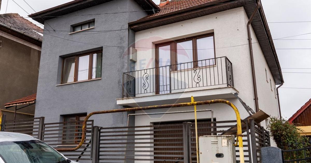 Casă cu 5 camere în zona Periferie, Hunedoara